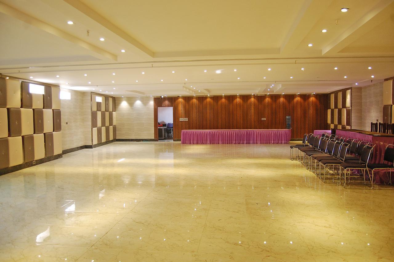 Hotel Rudra Vilas Agra  Exterior photo